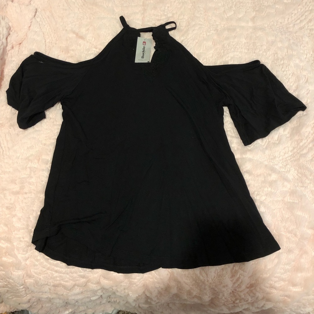 Buckle Daytrip Cold-Shoulder
